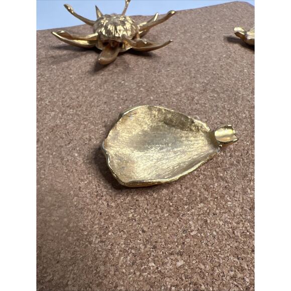 Vintage Mid-Century Golden Lotus Flower Ash Tray Tan France Gucci Inspired - Picture 6 of 10